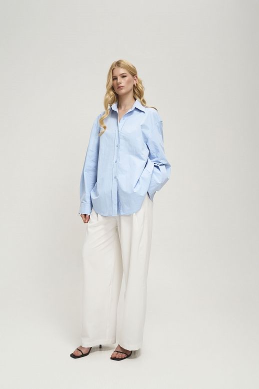 Сорочка класична вільного крою блакитна