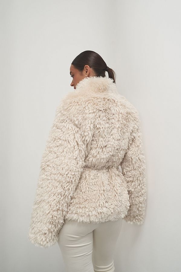 Шубка вкорочена молочна 19422/2 № 4