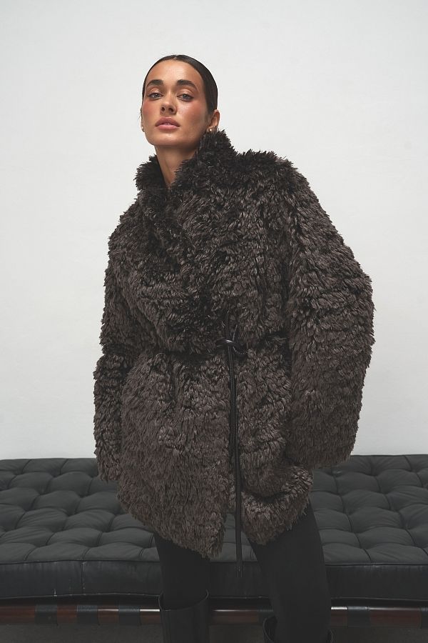 Шубка подовжена шоколадна 19421/3 № 2