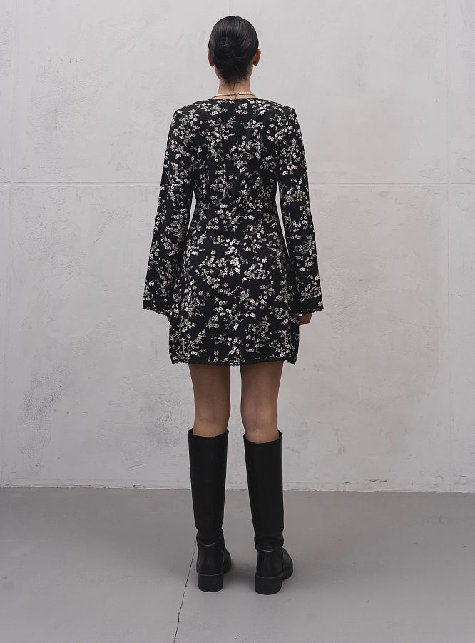Сукня міні гудзики/мереживо довгий рукав чорна в квіти DRDOV/8 № 5