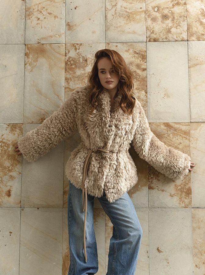 Шубка вкорочена бежева 19422/1 № 2