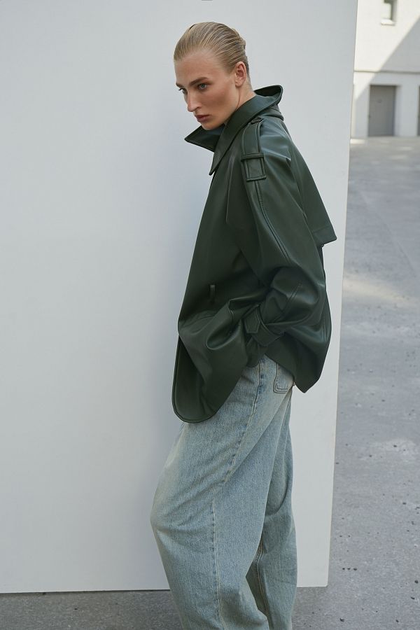 Тренч з екошкіри на замші вкорочений з поясом зелений МБКТ009/2 #RU# Тренч из экокожи на замше укороченный с поясом зеленый МБКТ009/2 № 3