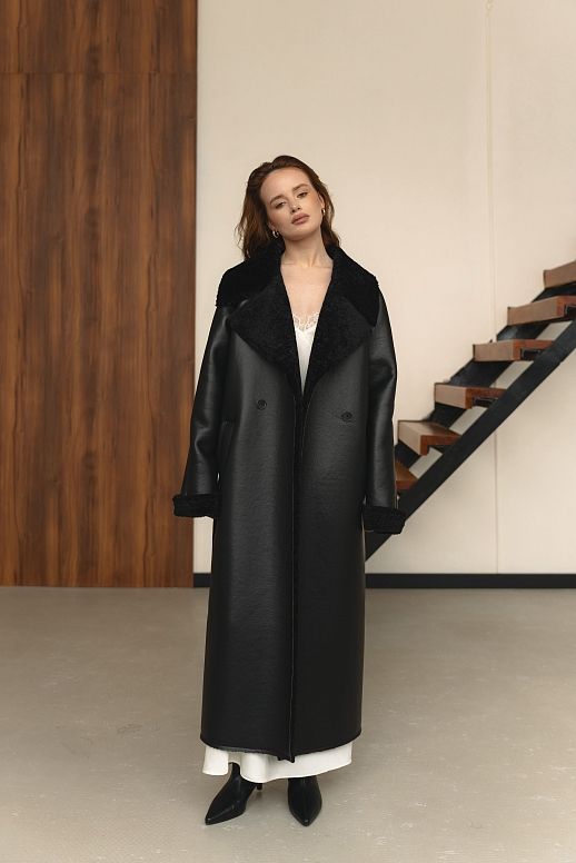 Дублянка максі чорна з чорним коміром