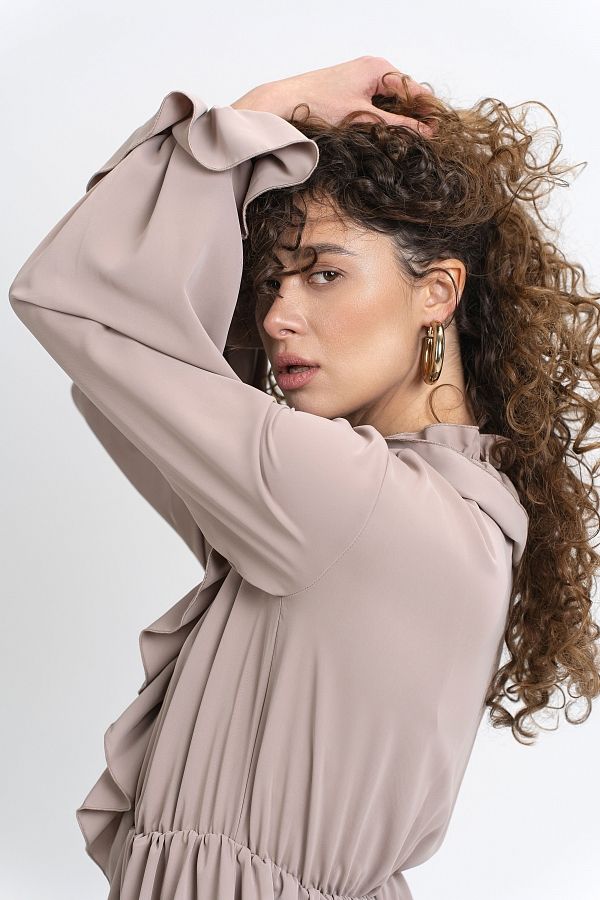 Сукня міні з воланами темно-бежева МБПЛ 12.08 № 1