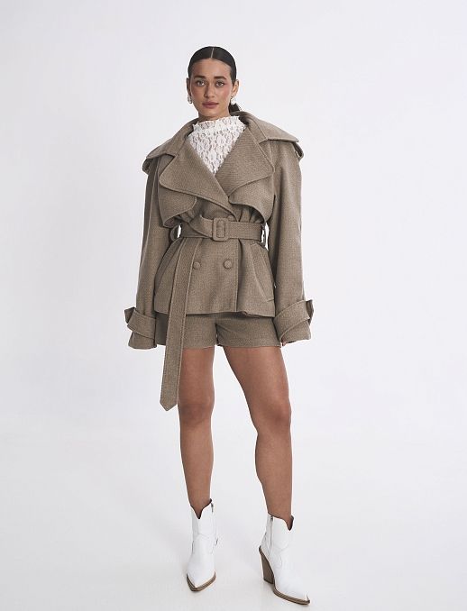 Піджак під пояс бежевий