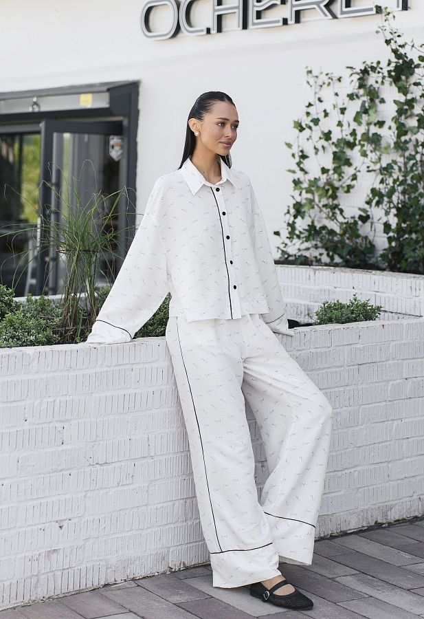 Костюм на гудзиках молочний в піони ЧТ10/5 #RU# Костюм на пуговицах молочный в пионы. ЧТ10/5 № 2