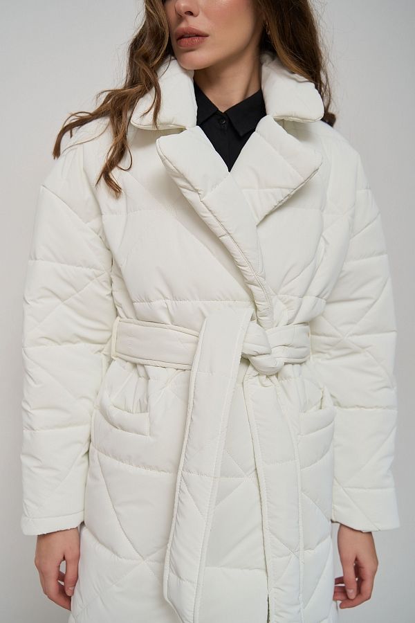 Куртка стьобана довга з поясом візерунок трикутник молочна МБПЩ001/9 #RU# Куртка стеганая длинная с поясом узор треугольник молочная МБПЩ001/9 № 4