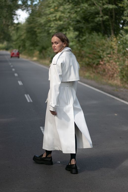 Тренч з екошкіри на замші молочний - №2