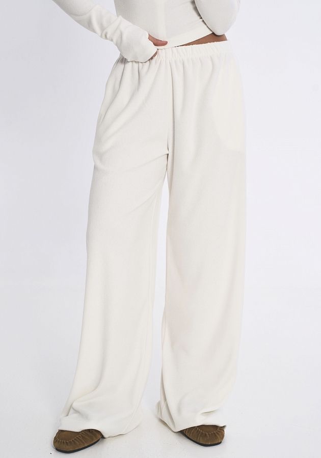 Костюм приталений із замком молочний KOSPR/6 #RU# Костюм приталенный с замком молочный KOSPR/6 № 5