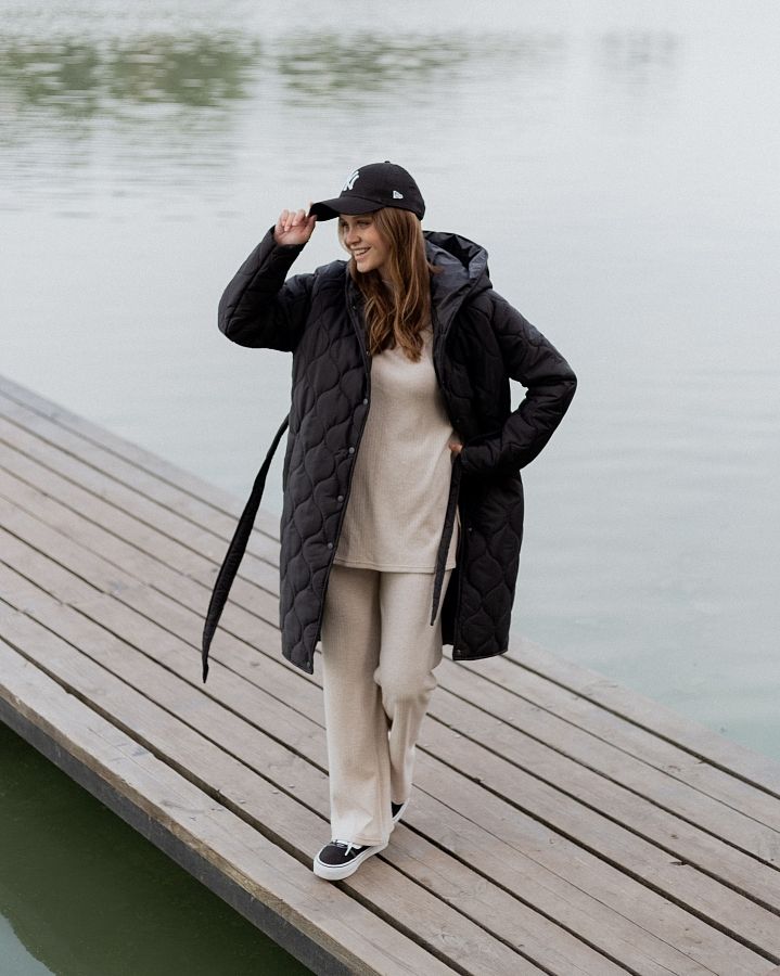 Куртка стьобана з капюшоном чорна МБПТ002/3 #RU# Куртка стеганная зимняя с черным капюшоном. МБПТ002/3 № 4