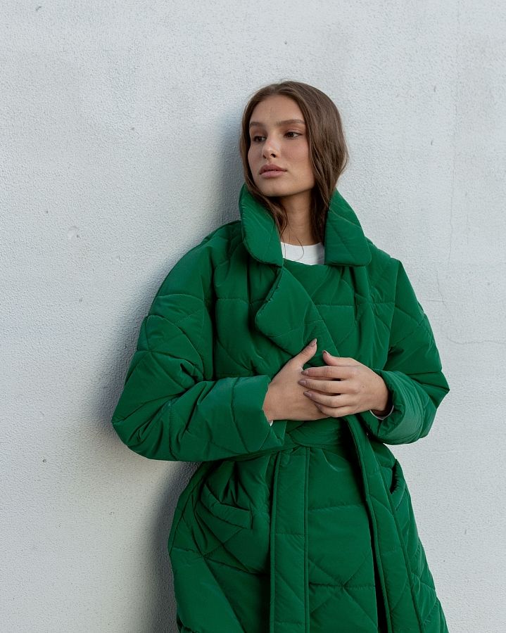 Куртка стьобана довга з поясом візерунок трикутник зелена МБПЩ001/2 #RU#  Куртка стеганная длинная с поясом узор треугольник зеленая  МБПЩ001/2 № 4