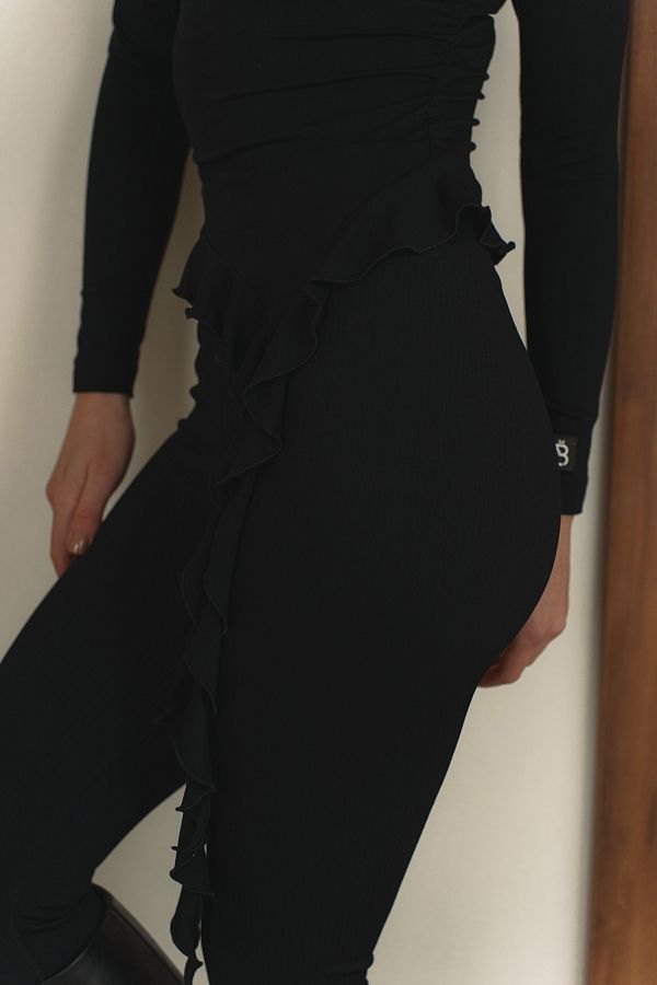 Лонгслів тонкий з воланами чорний LVOLB/1 #RU# Лонгслив тонкий с воланами черный LVOLB/1 № 2