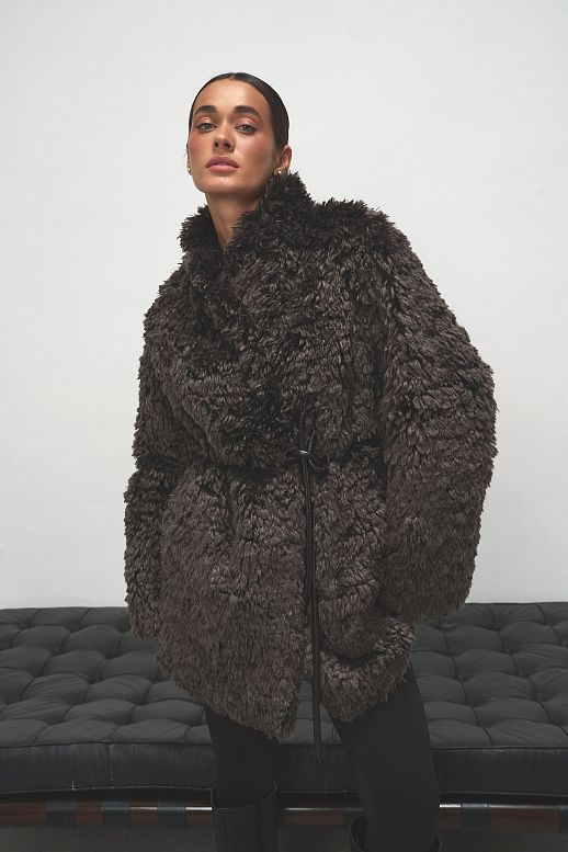 Шубка подовжена шоколадна 